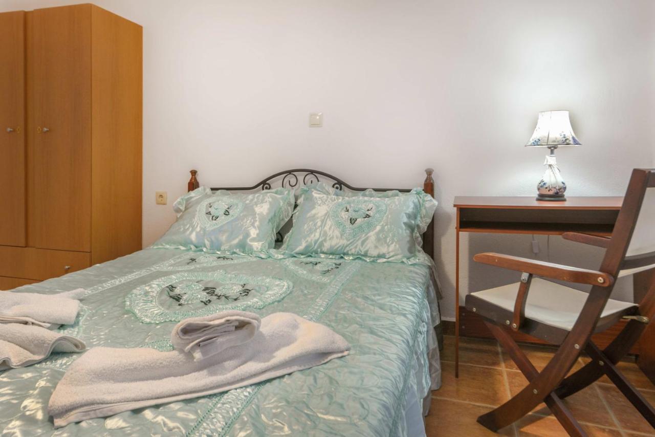 Danai House Apartment Nea Roda Bagian luar foto