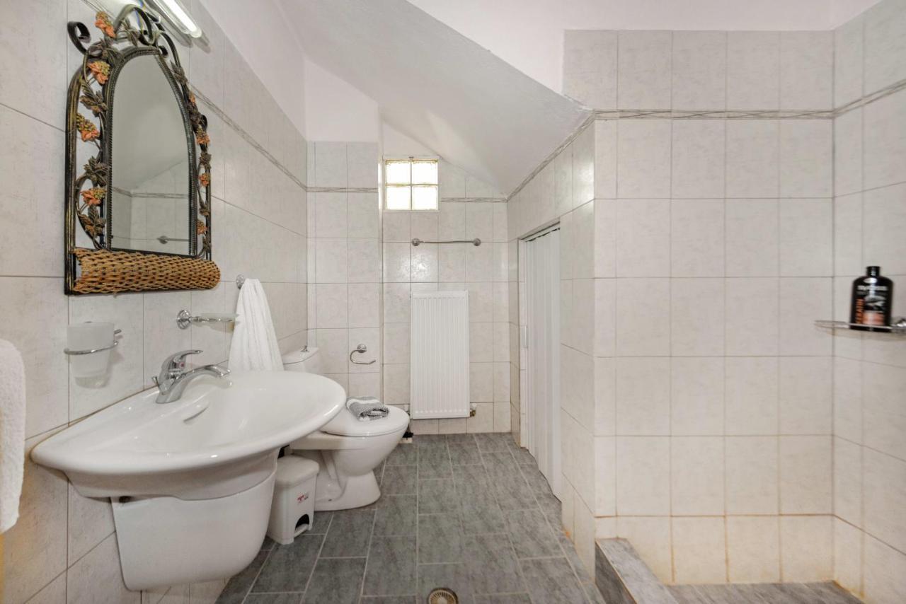 Danai House Apartment Nea Roda Bagian luar foto