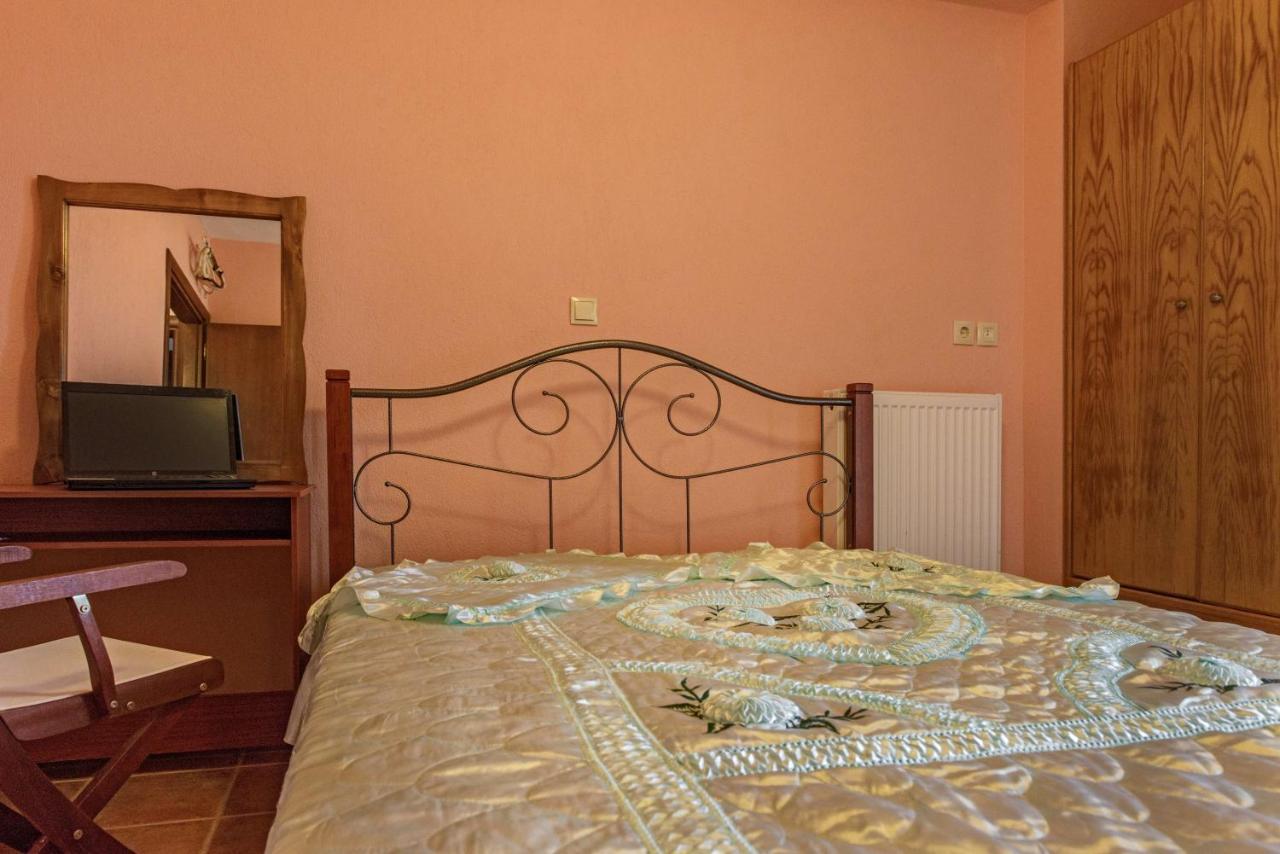 Danai House Apartment Nea Roda Bagian luar foto